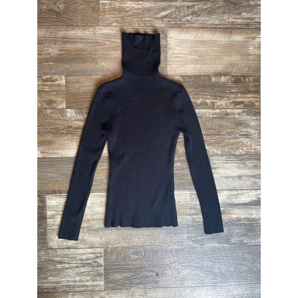 Black long sleeve turtleneck